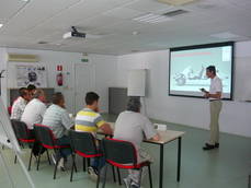 Un momento de la jornada para alumnos del programa de Toyota