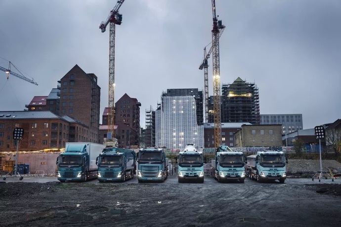 Volvo Trucks lanza al mercado más modelos de sus camiones eléctricos