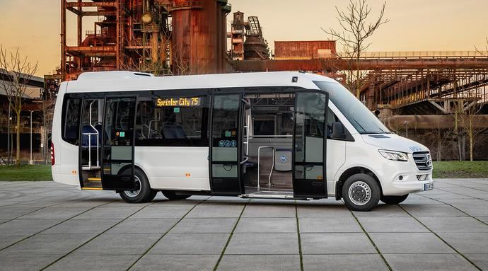 Los microbuses destacan con un aumento del 16.9%, a pesar de la caída general en el sector industrial