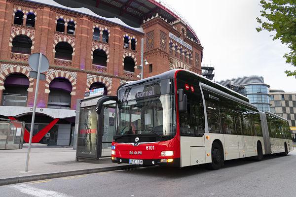 Barcelona prueba un sistema de IA para mejorar la circulación de los buses