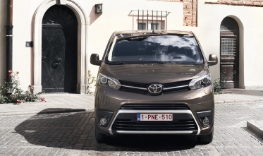 Toyota presenta el nuevo Proace Verso y Proace Furgón