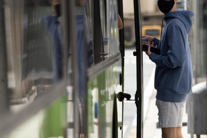 Gratuidad en el transporte público a los menores de 21 años de toda Galicia