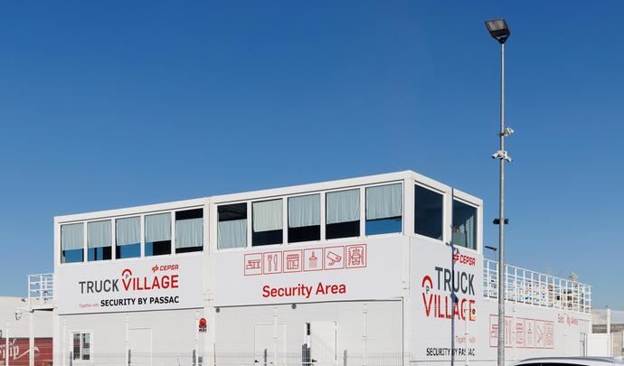 Cepsa presenta su proyecto de aparcamientos Truck Village