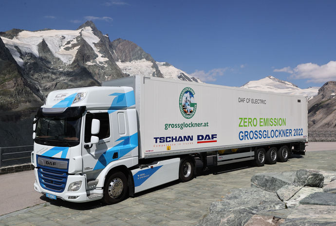 DAF CF Electric corona el puerto de montaña más duro de Europa