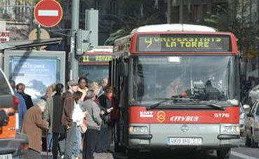 Valencia congela los precios del transporte p&#250;blico