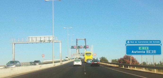 EMT Valencia dona dos autobuses para los campos de refugiados del Sáhara