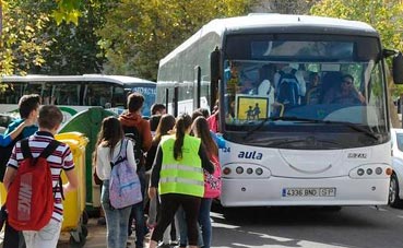 14,3 millones para acompañantes de transporte escolar