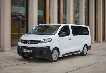 Opel lanza el Vivaro-e Combi, polivalente y disponible con hasta nueve plazas