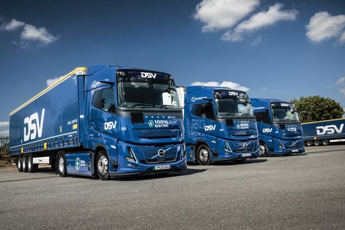 DSV recibe los primeros camiones eléctricos de Volvo en Reino Unido